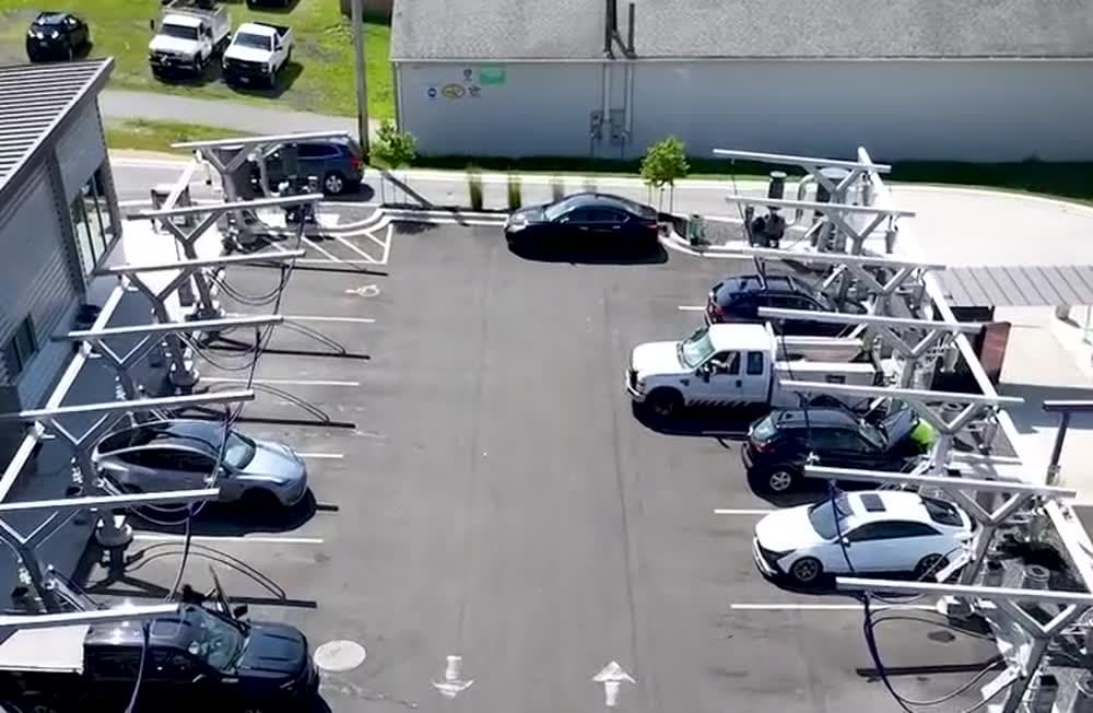 Aerial view of the vacuum bays beside the WashX building